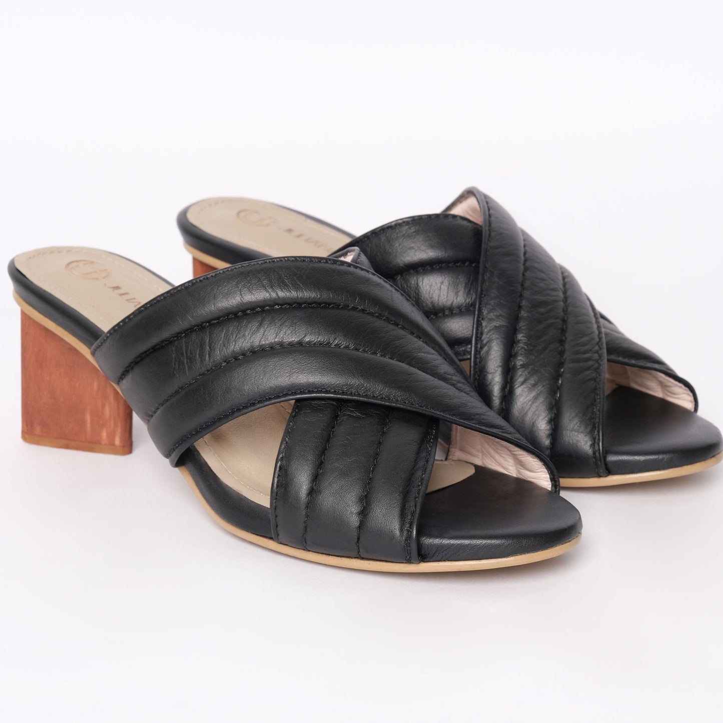 Tacones Cross Net Negro
